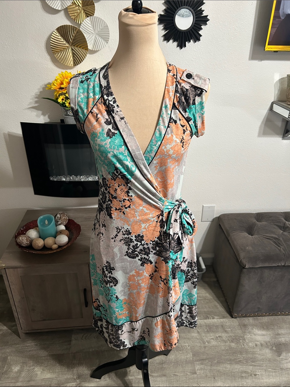 BCBGMaxAzria Peach and Teal Floral Wrap Midi Dress